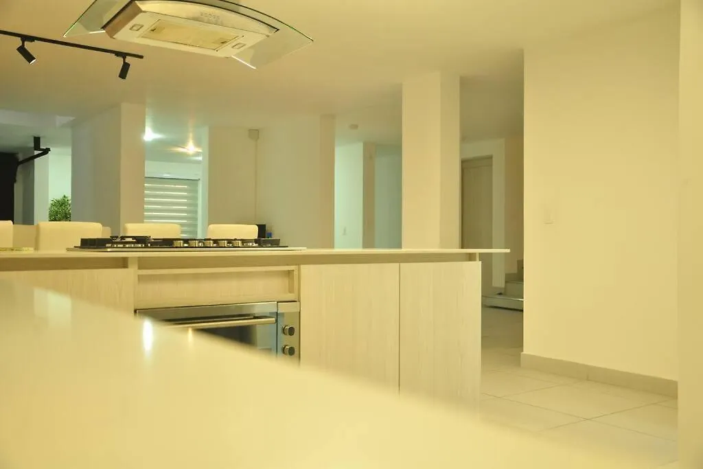 Modern House, With Excellent Location In Medellin Διαμέρισμα 0*,